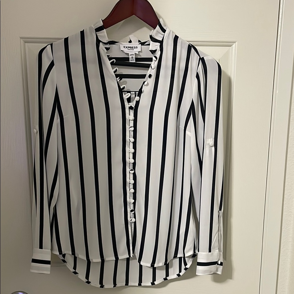 Express Portofino Slim Black and White Ruffled Mandarin Collar Blouse